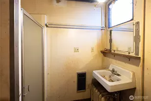 917 13th St, Bellingham, WA 98225 - Photo 31