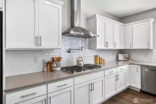 10833 NE 190th Pl, Bothell, WA 98011 - Photo 11
