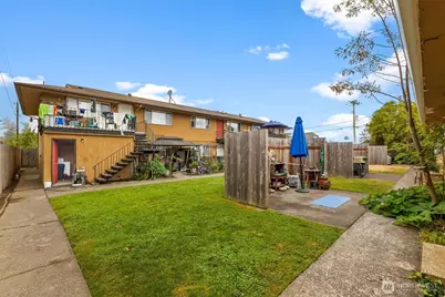 1955 Eaton Avenue, Ferndale, WA 98248 - Photo 1