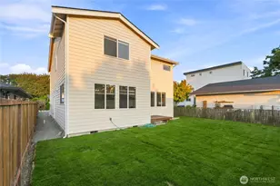 10607 2nd Pl SW, Seattle, WA 98146 - Photo 31