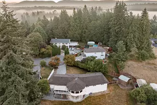 1052 E Robinhood Dr, Arlington, WA 98223 - Photo 35