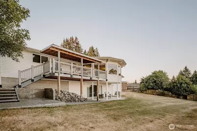 1052 E Robinhood Drive, Arlington, WA 98223 - Photo 33