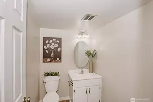 1052 E Robinhood Dr, Arlington, WA 98223 - Photo 31