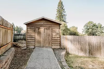 1052 E Robinhood Drive, Arlington, WA 98223 - Photo 37