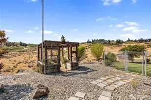 290 Trails End Ln, Yakima, WA 98903 - Photo 29