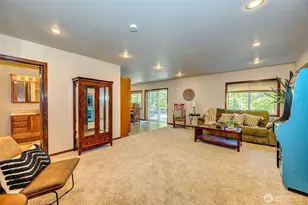 8205 NE 128th St, Kirkland, WA 98034 - Photo 29