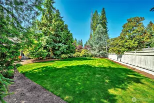 8205 NE 128th St, Kirkland, WA 98034 - Photo 25
