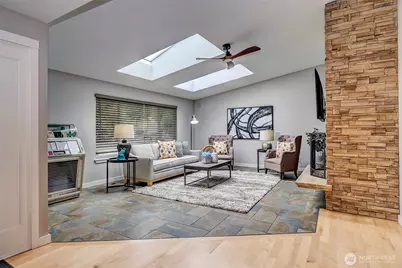 8205 NE 128th Street, Kirkland, WA 98034 - Photo 5