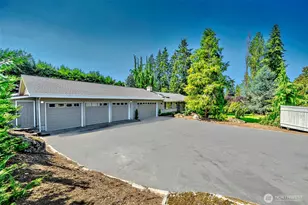 8205 NE 128th St, Kirkland, WA 98034 - Photo 3