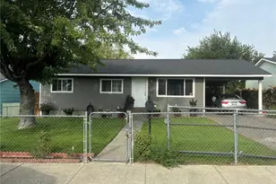 520 S Douglas Ave, Pasco, WA 99301 - Photo 1