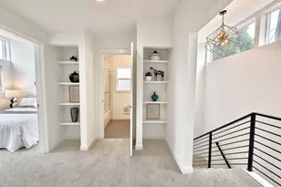 708 N 102nd St, Seattle, WA 98133 - Photo 13