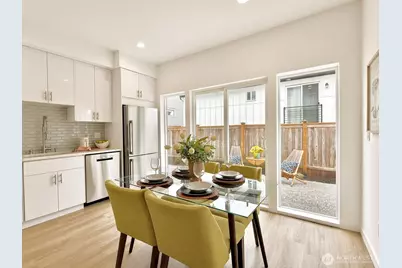 708 N 102nd Street #2, Seattle, WA 98133 - Photo 9