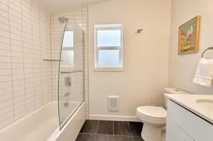 708 N 102nd St, Seattle, WA 98133 - Photo 15