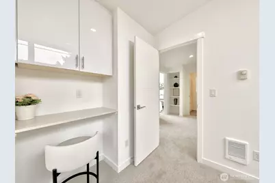 708 N 102nd Street #2, Seattle, WA 98133 - Photo 19