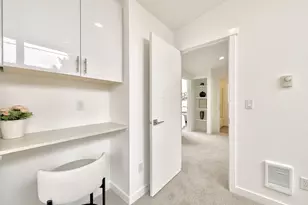 708 N 102nd St, Seattle, WA 98133 - Photo 19