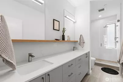 637 13th Avenue E, Seattle, WA 98102 - Photo 27