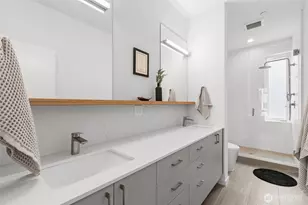 637 13th Ave E, Seattle, WA 98102 - Photo 27