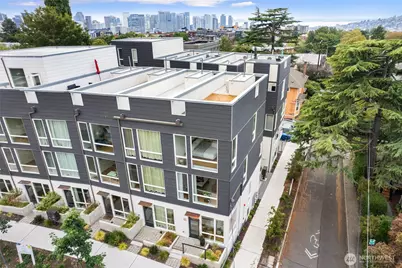637 13th Avenue E, Seattle, WA 98102 - Photo 3