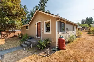 1134 W 18th St, Port Angeles, WA 98363 - Photo 5