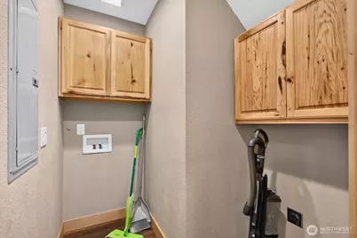 320 Roake Avenue NE, Castle Rock, WA 98611 - Photo 11