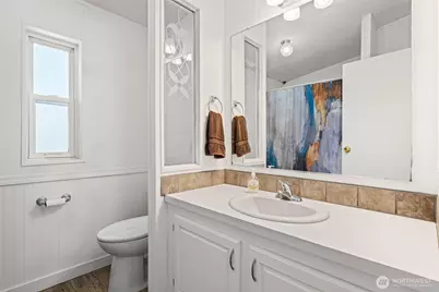11607 Golden Given Road E, Tacoma, WA 98445 - Photo 15