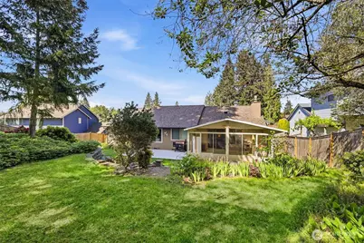 19808 137th Avenue SE, Renton, WA 98058 - Photo 33