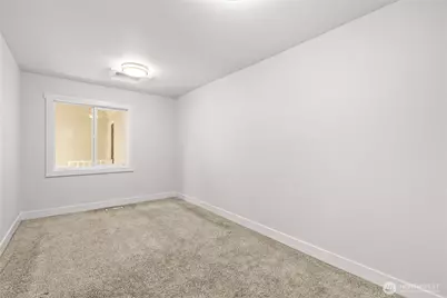 8823 S Yakima Avenue, Tacoma, WA 98444 - Photo 11