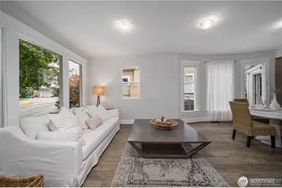 1305 NE 55th Street, Seattle, WA 98105 - Photo 5
