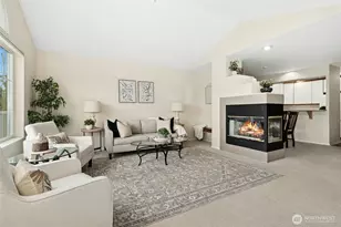 7111 134th Ct SE, Newcastle, WA 98059 - Photo 3