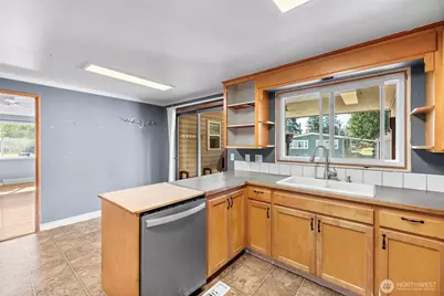 849 Burlingame Road, Mount Vernon, WA 98274 - Photo 7