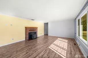 849 Burlingame Rd, Mount Vernon, WA 98274 - Photo 11