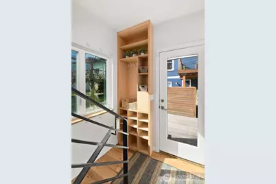 1504 19th Avenue #A, Seattle, WA 98122 - Photo 5