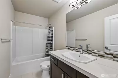 19729 Meridian Place W, Bothell, WA 98012 - Photo 23