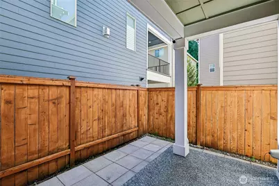 19729 Meridian Place W, Bothell, WA 98012 - Photo 33