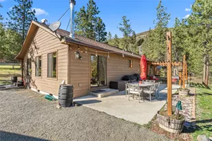 31297 Dodd Creek Ln E, Davenport, WA 99122 - Photo 23