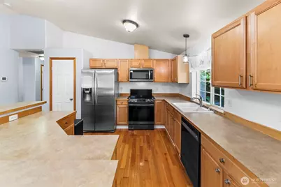 7925 Thornburg Street SW, Olympia, WA 98512 - Photo 9