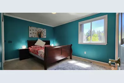 10501 160th Court NE, Redmond, WA 98052 - Photo 17
