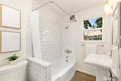 7537 18th Avenue NW, Seattle, WA 98117 - Photo 9