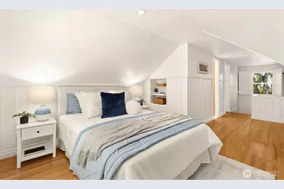 7537 18th Avenue NW, Seattle, WA 98117 - Photo 13