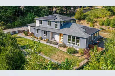 689 Chuckanut Drive N, Bellingham, WA 98229 - Photo 1
