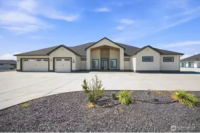2075 Fraser Dr, Pasco, WA 99301 - Photo 1