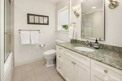 2018 Broadmoor Drive E, Seattle, WA 98112 - Photo 27
