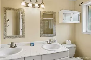 20224 Greenwood Ave N, Shoreline, WA 98133 - Photo 19