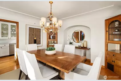 2301 Rosemont Place W, Seattle, WA 98199 - Photo 11