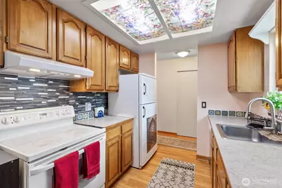 8823 Holly Drive #L101, Everett, WA 98208 - Photo 11