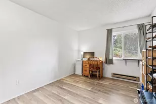 8823 Holly Dr, Everett, WA 98208 - Photo 15