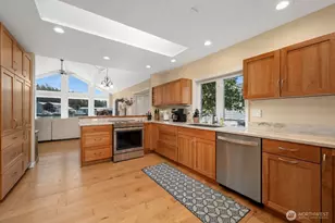 104 Chinook Pl, La Conner, WA 98257 - Photo 23