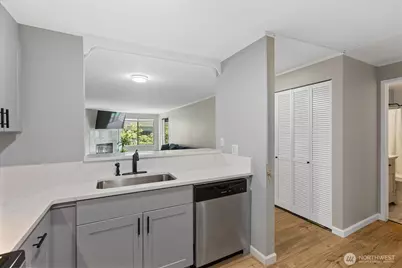 3256 SW Avalon Street #203, Seattle, WA 98126 - Photo 9