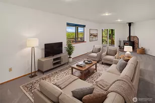 2682 Sunlight Beach Rd, Clinton, WA 98236 - Photo 27