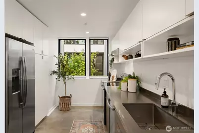 519 Madrona Avenue NE #4, Bainbridge Island, WA 98110 - Photo 17